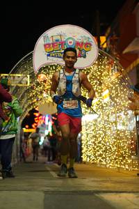 BIB: 5520
                            <button type="button" onclick="openModal(21832147)" class="btn btn-primary btn-sm float-right btn-popup" data-toggle="modal" data-target=".modal-high-quality">
                        <i class="fas fa-shopping-cart"></i> Add to Cart
                    </button>
                                            <button type="button" onclick="isThisMe(21832147, true)" class="btn btn-success btn-sm float-right btn-popup btn-isme hidden" data-toggle="tooltip" data-placement="bottom" title="นี่คือรูปของคุณใช่ไหม คลิกที่นี่เพื่อเอาเข้าอัลบั้ม">
                        <i class="fas fa-plus"></i> Add to album
                    </button>
                    <button type="button" onclick="isThisMe(21832147, false)" class="btn btn-warning btn-sm float-right btn-popup btn-isnotme hidden">
                        <i class="fas fa-ban"></i> Remove from album
                    </button>